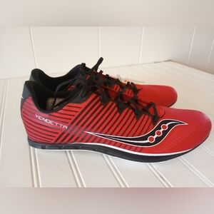 Saucony Vendetta 2 Track Shoes Mens Size 12 Red Black